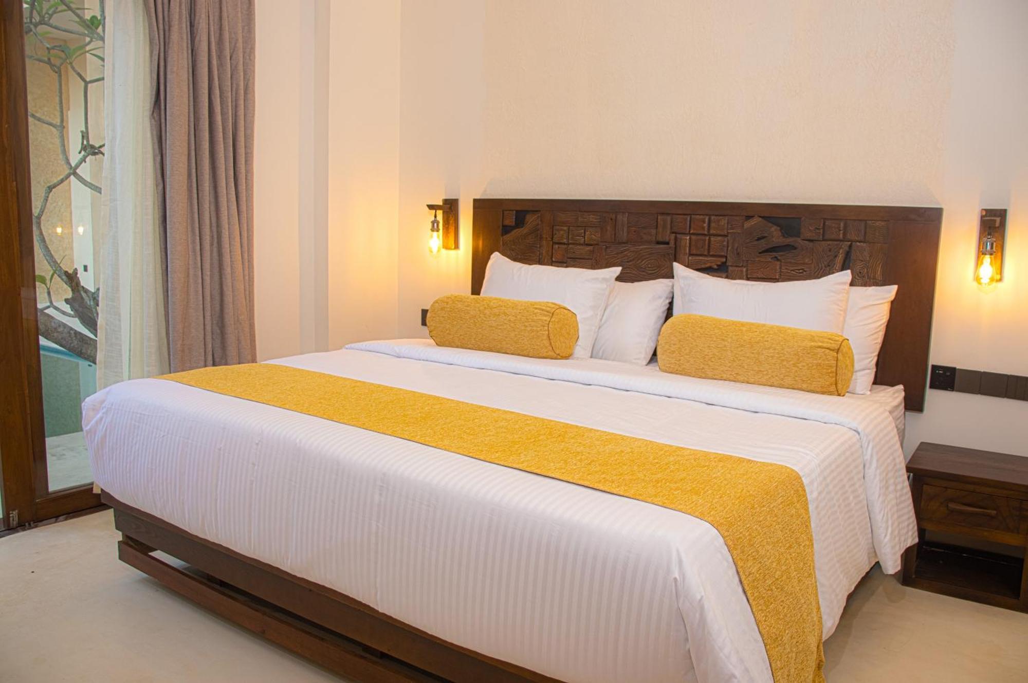 Spicepeek Boutique Hotel Cmb Airport Катунаяка Экстерьер фото